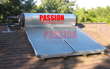 aquecedor de água solar integrado 300L da pressão com o coletor liso Titanium azul