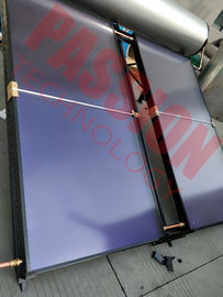 Telhado lançado do coletor de placa lisa do filme aquecedor de água solar azul muito seguro